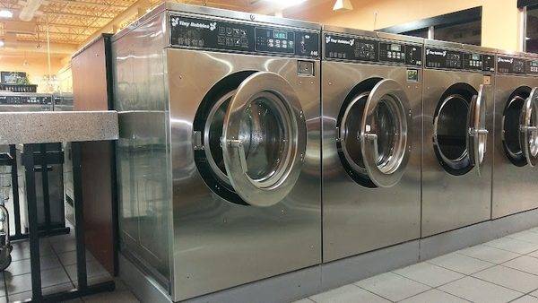 Tiny Bubbles Laundry